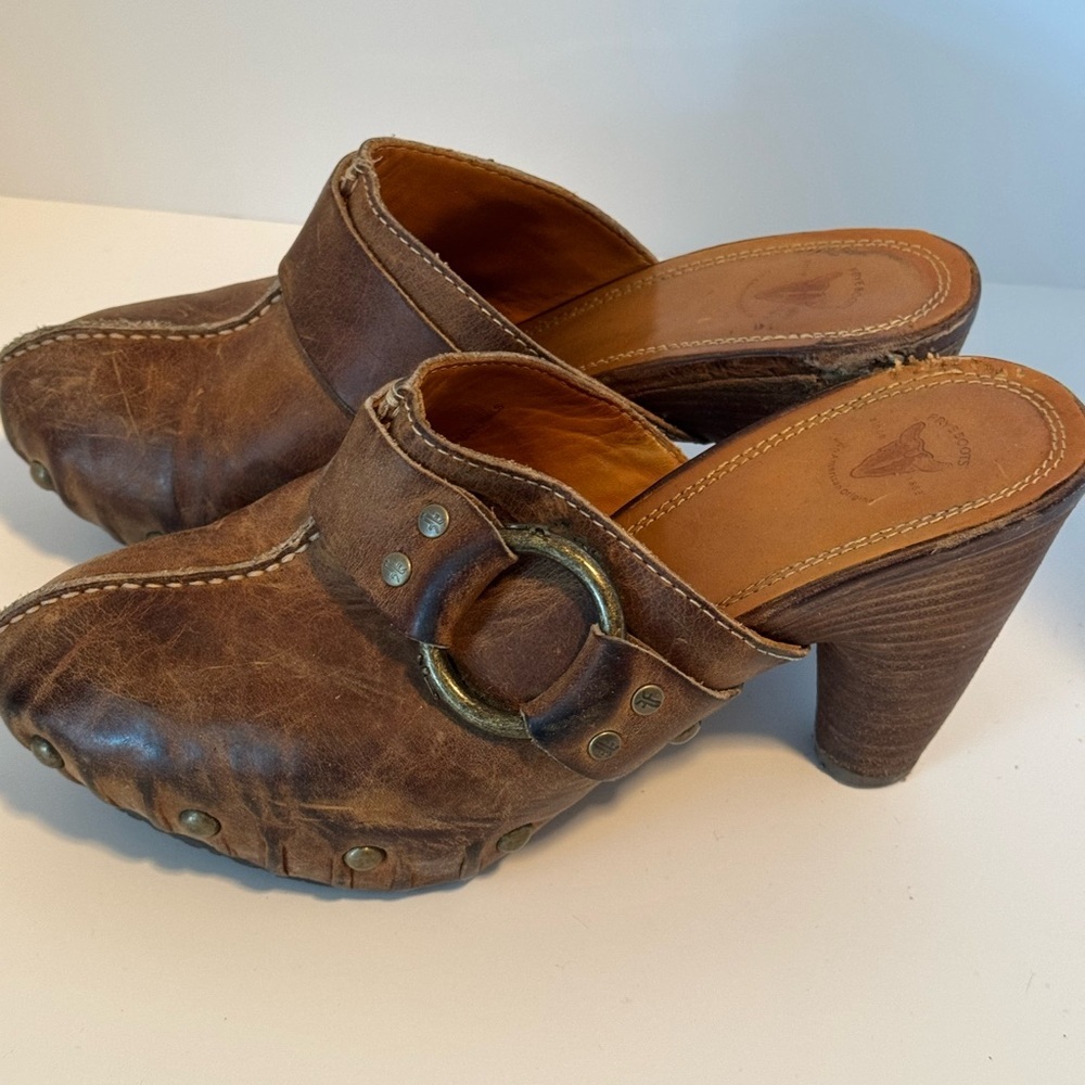 Frye Reese Mules 7.5